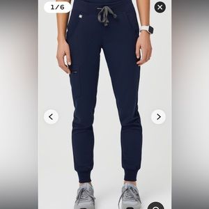 FIGS Women’s Zamora scrub joggers